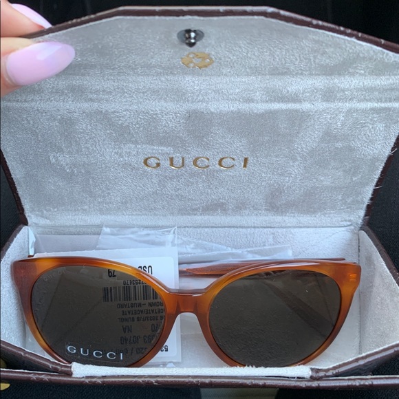 Authentic Gucci sunglasses - Picture 7 of 8